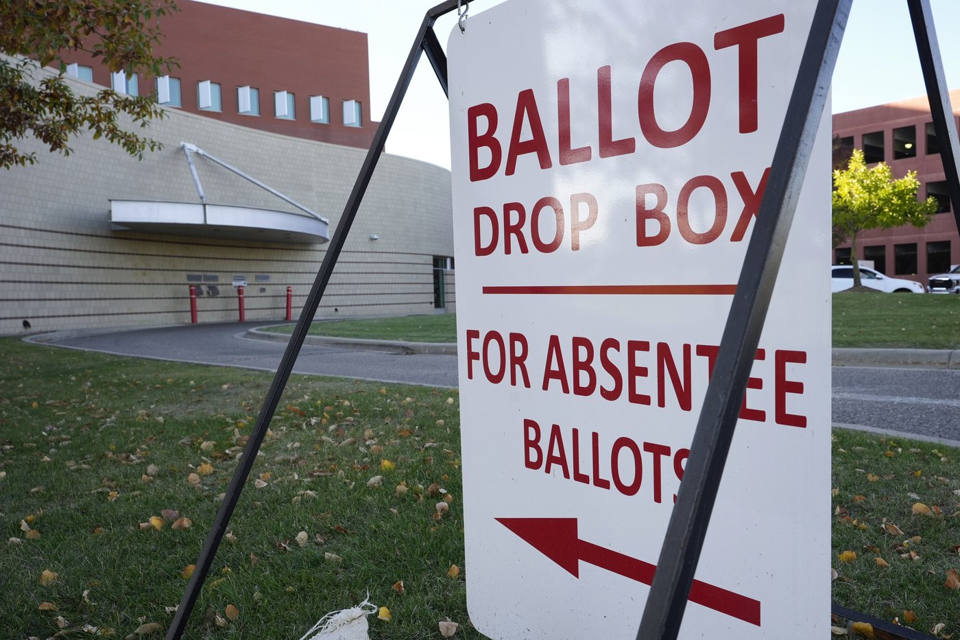 Ballot drop box fires highlight concerns that election conspiracy theories are making them a target | iNFOnews.ca