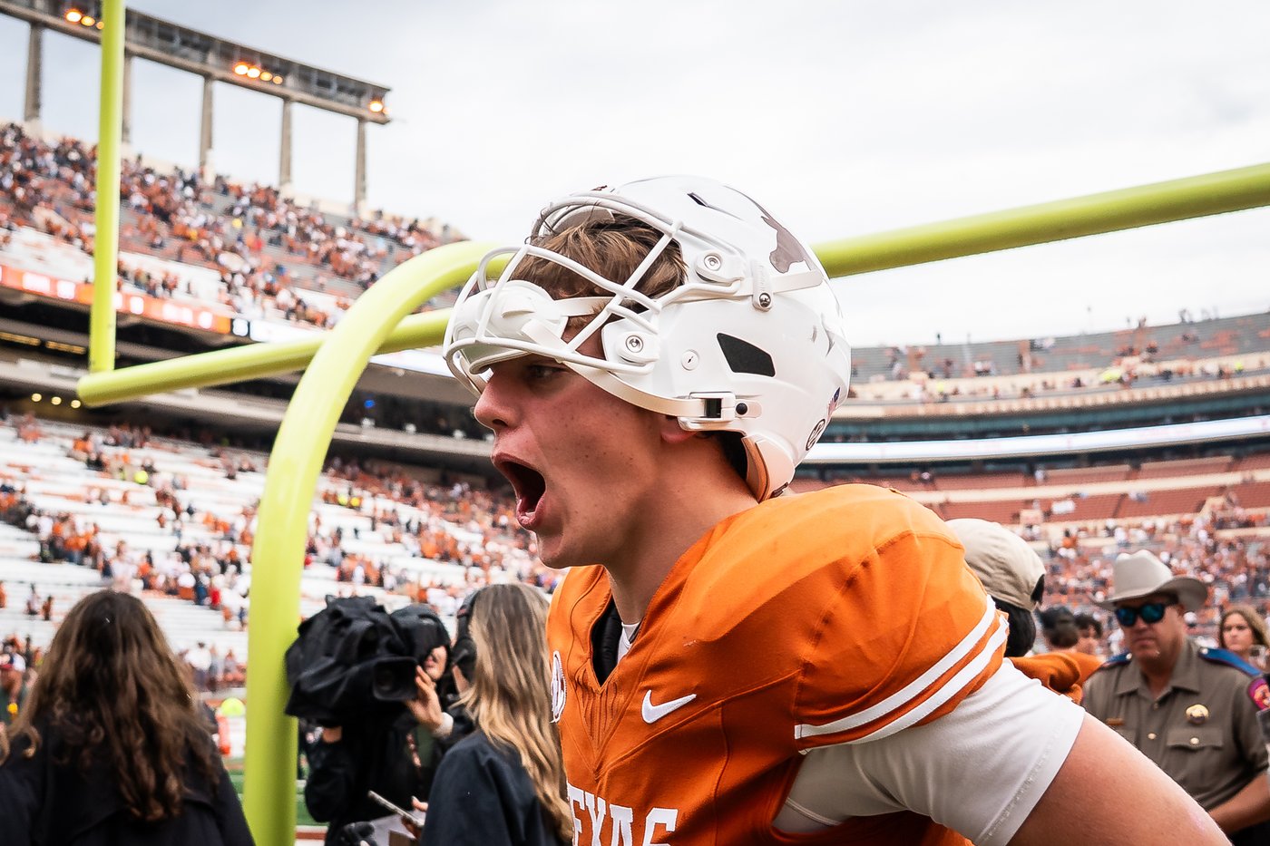 A rollercoaster season with Manning has No. 10 Texas back in SEC title hunt and playoff picture | iNFOnews.ca A rollercoaster season with Manning has No. 10 Texas back in SEC title hunt and playoff picture | iNFOnews.ca