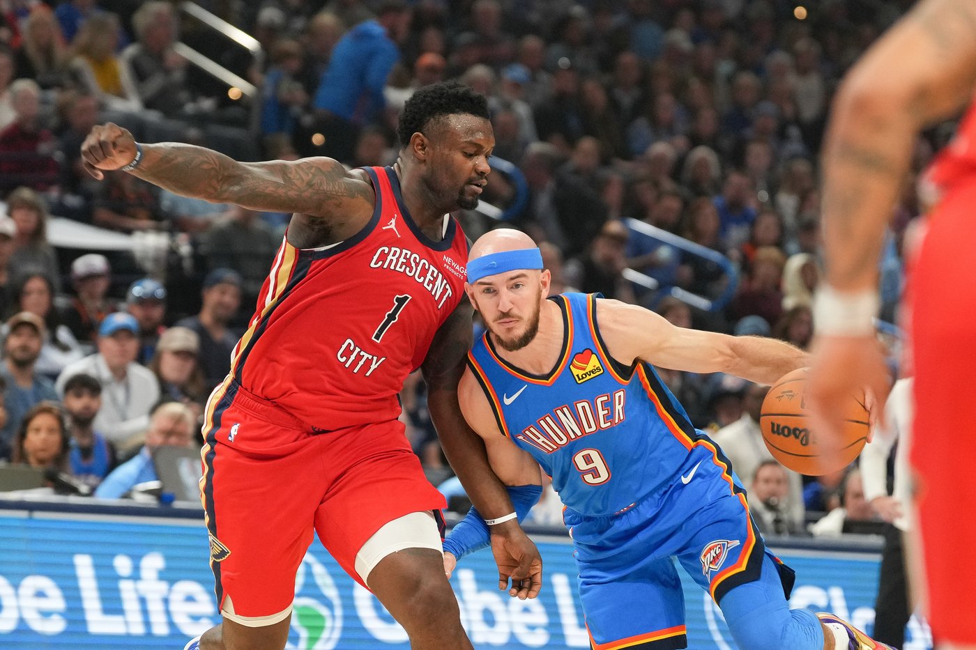 Gilgeous-Alexander scores 30 points to help keep Thunder unbeaten, Pelicans winless | iNFOnews.ca Gilgeous-Alexander scores 30 points to help keep Thunder unbeaten, Pelicans winless | iNFOnews.ca