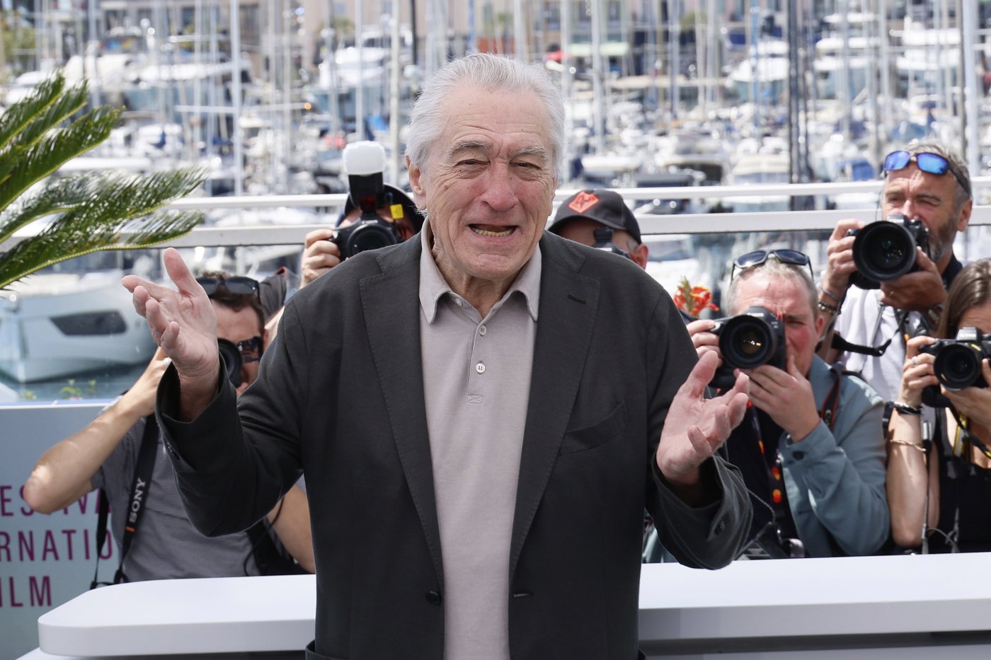 At Cannes opening, Robert De Niro calls Trump 'America's philistine president' | iNFOnews.ca At Cannes opening, Robert De Niro calls Trump 'America's philistine president' | iNFOnews.ca