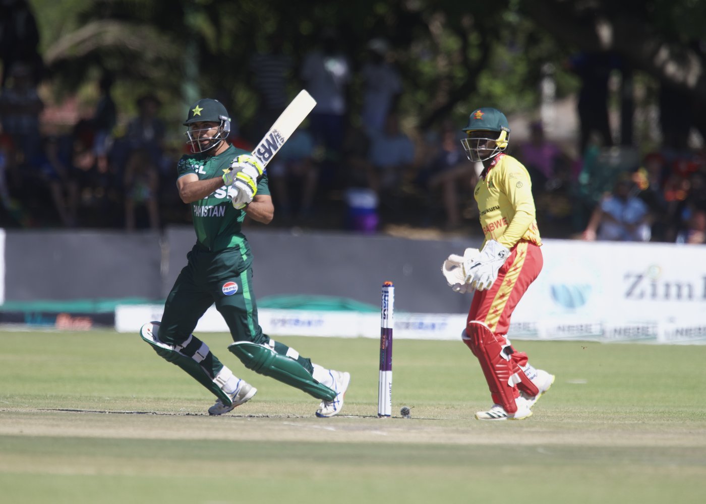 Spinners propel Pakistan to emphatic 57-run win over Zimbabwe in 1st T20 | iNFOnews.ca Spinners propel Pakistan to emphatic 57-run win over Zimbabwe in 1st T20 | iNFOnews.ca