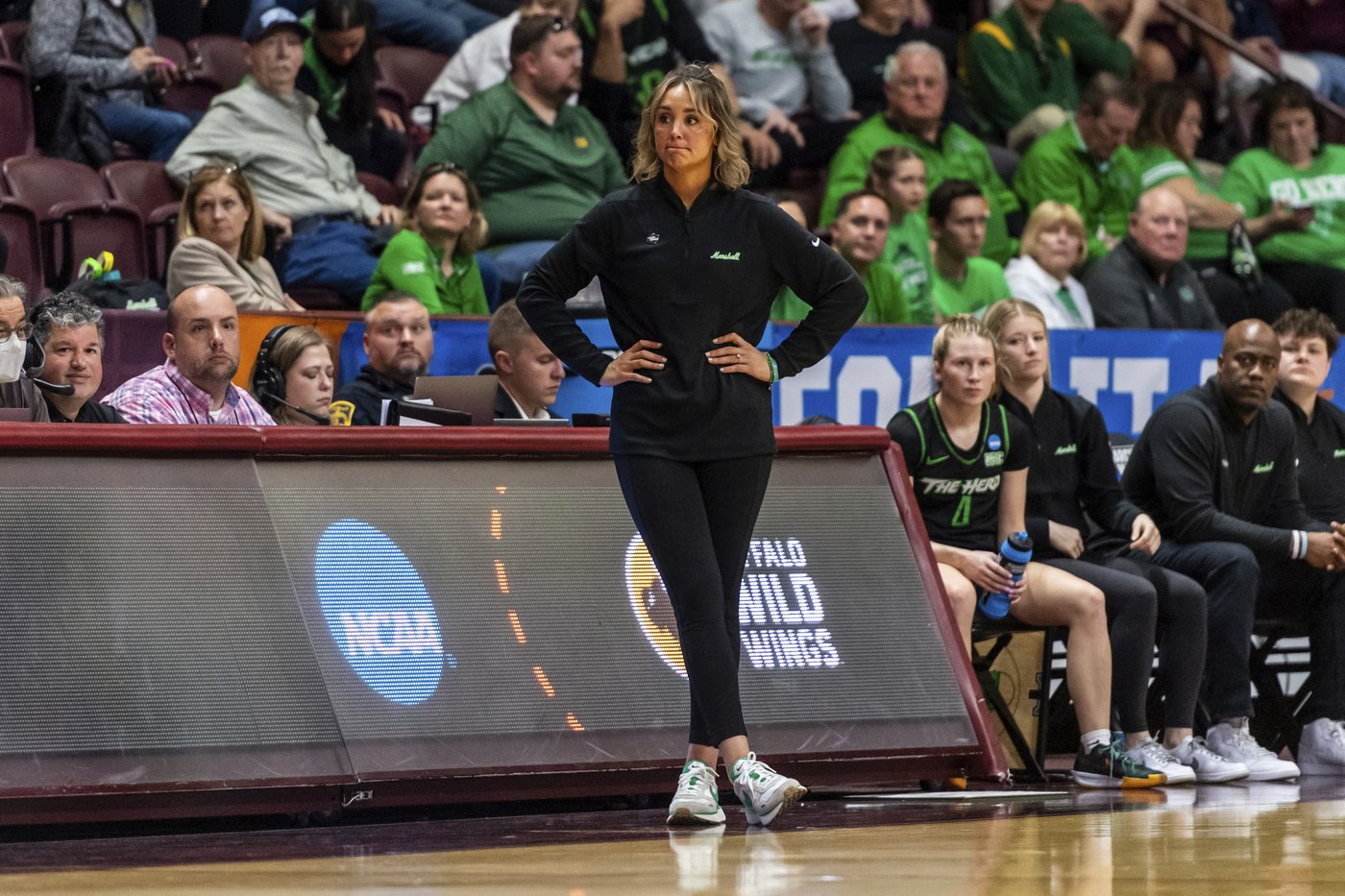 For new Stanford coach Kate Paye, following Tara VanDerveer is a tall task | iNFOnews.ca For new Stanford coach Kate Paye, following Tara VanDerveer is a tall task | iNFOnews.ca