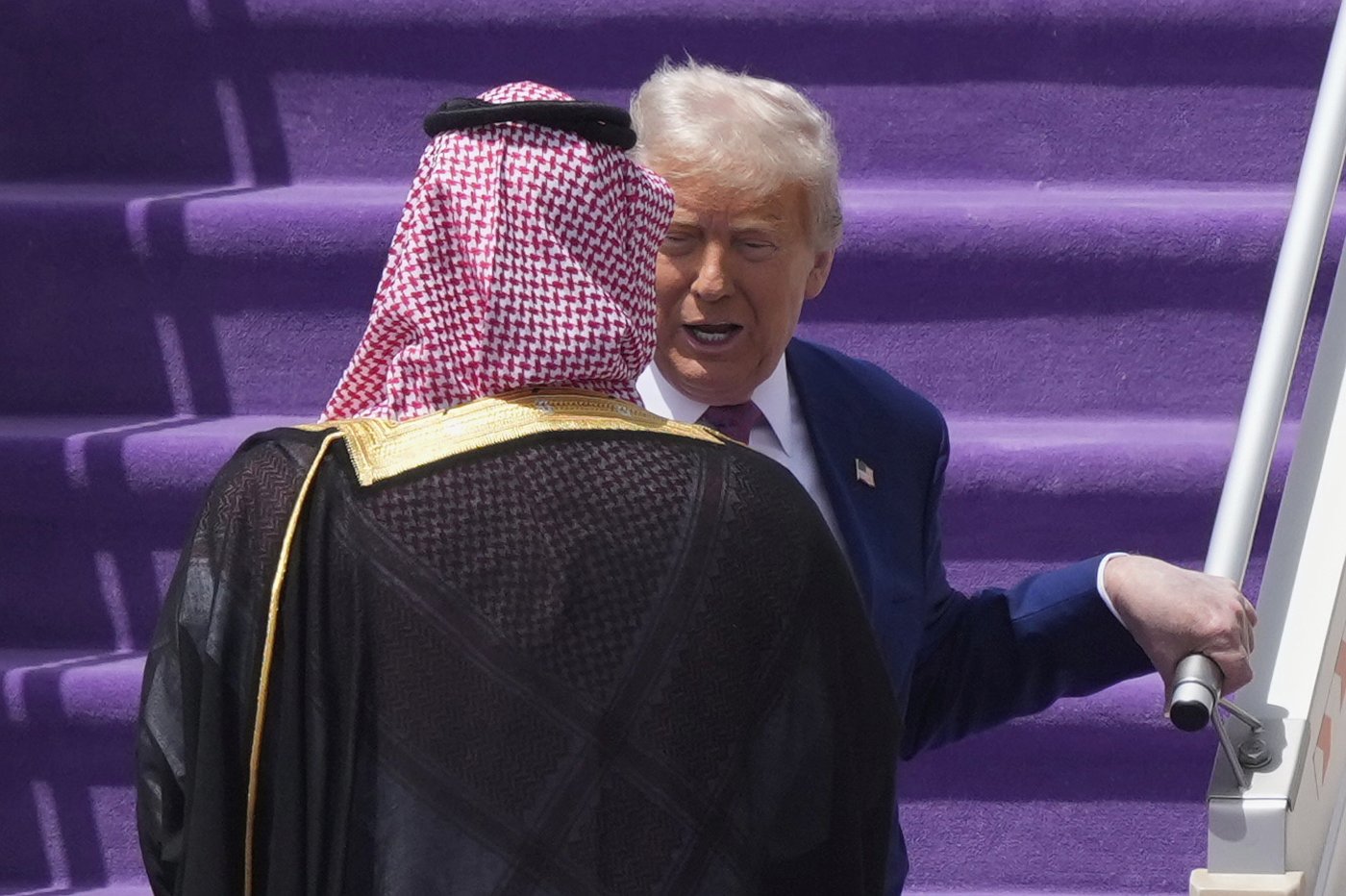 Live updates: Trump pushes for new Iran nuclear deal as he starts 4-day trip to the Middle East | iNFOnews.ca Live updates: Trump pushes for new Iran nuclear deal as he starts 4-day trip to the Middle East | iNFOnews.ca