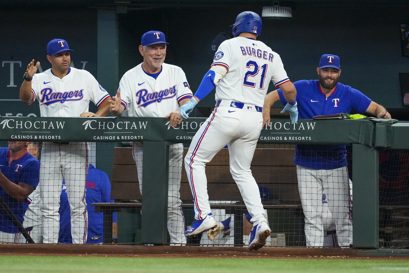 Double Burger for Texas as big 1B homers twice in 6-3 win for 3-game sweep of MLB-best Brewers | iNFOnews.ca