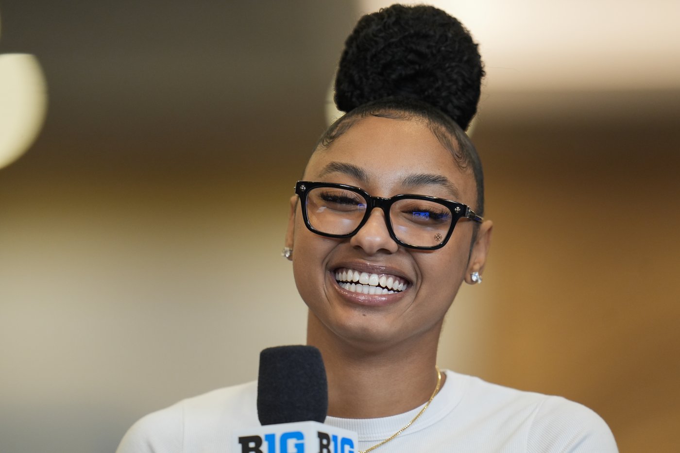 USC star JuJu Watkins agrees to extension of her sneaker endorsement deal with Nike | iNFOnews.ca