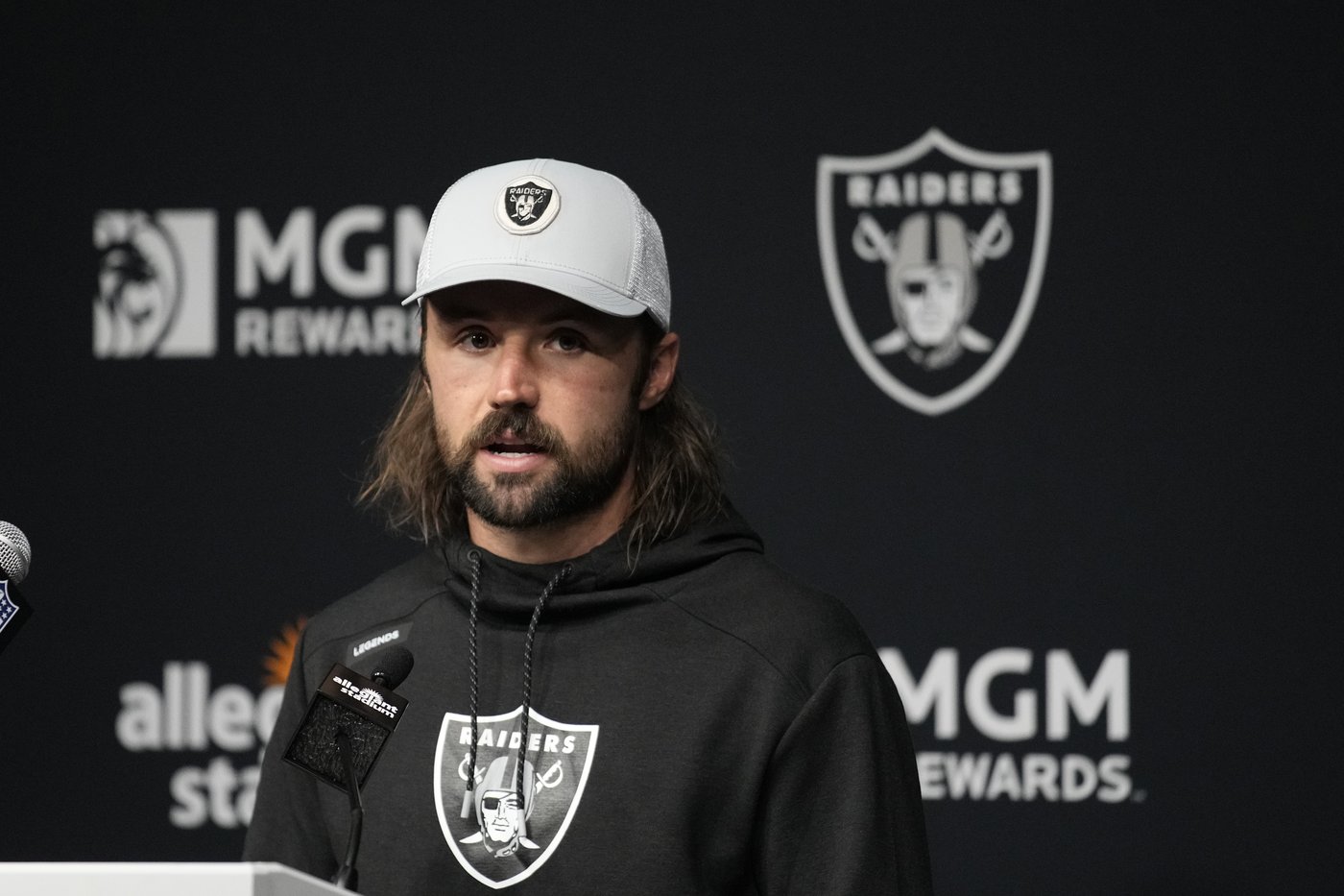 Raiders endure worst offensive day of the season in 27-20 home loss to defending champs | iNFOnews.ca