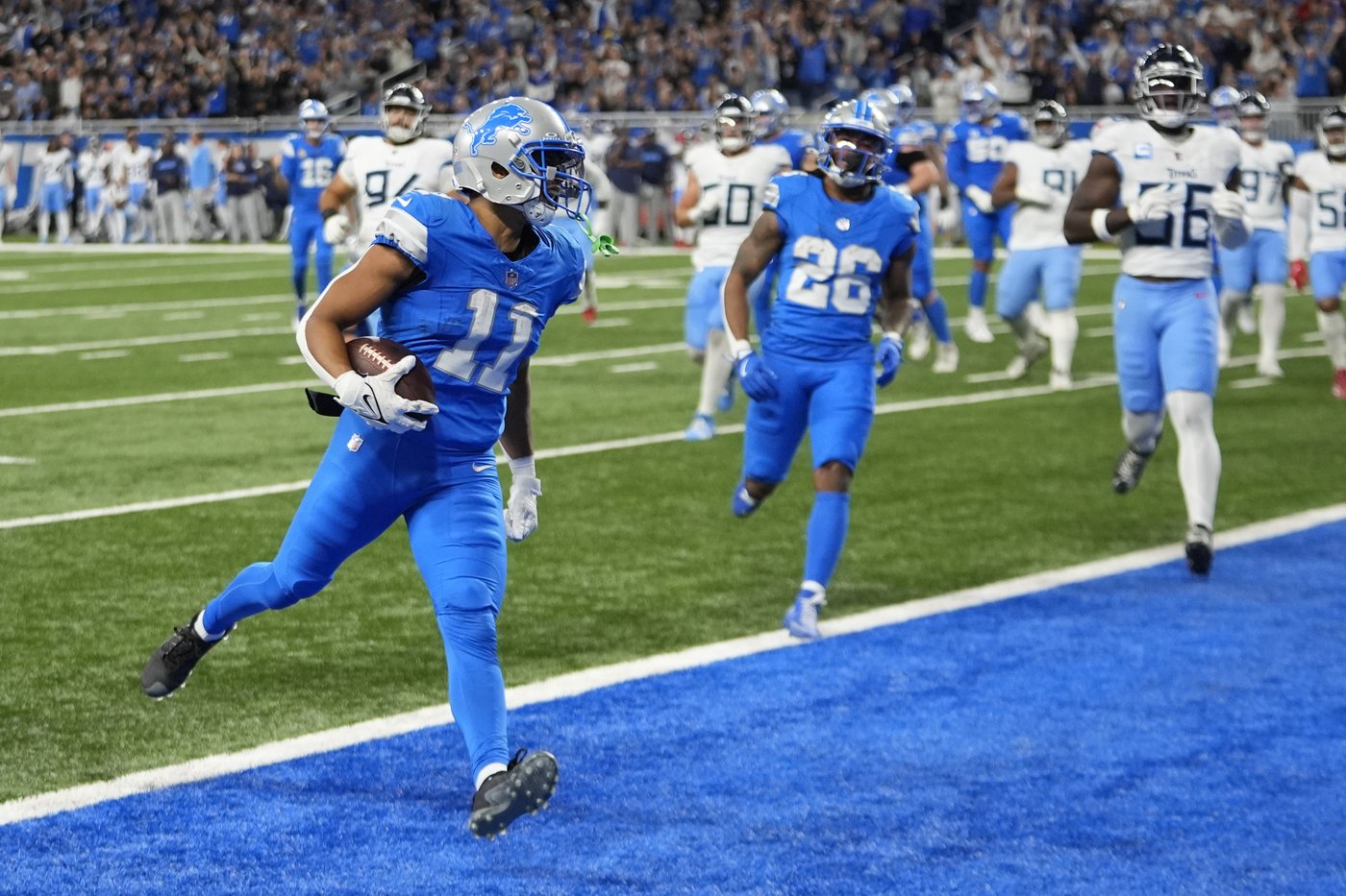 Jared Goff throws for 3 TDs and Lions win 5th straight, dominating Titans 52-14 | iNFOnews.ca Jared Goff throws for 3 TDs and Lions win 5th straight, dominating Titans 52-14 | iNFOnews.ca