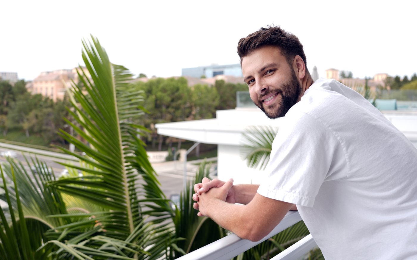 ‘Kindness’ influencers on TikTok give money to strangers. Why is that controversial? | iNFOnews.ca ‘Kindness’ influencers on TikTok give money to strangers. Why is that controversial? | iNFOnews.ca