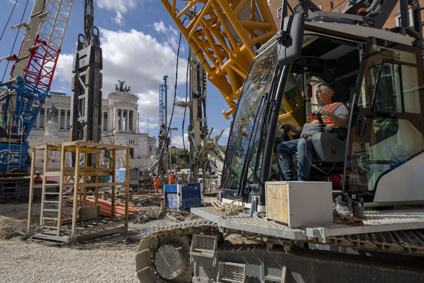 For some, the pope's big Holy Year only aggravates housing crisis as overtourism pushes out Romans | iNFOnews.ca For some, the pope's big Holy Year only aggravates housing crisis as overtourism pushes out Romans | iNFOnews.ca