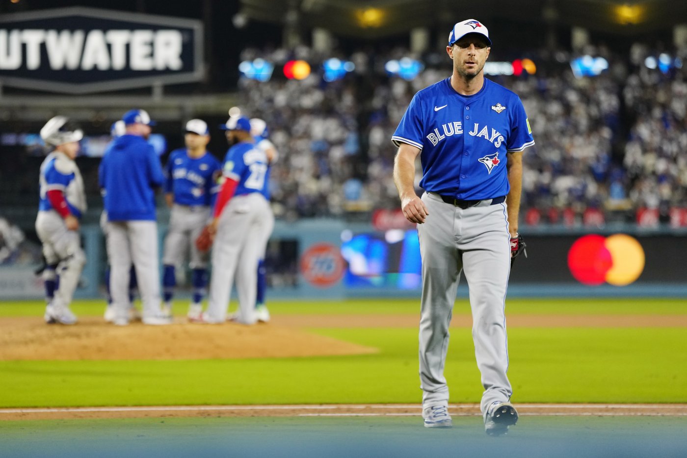 Max Scherzer to start for Blue Jays in Game 7 but Dodgers pitcher is unknown | iNFOnews.ca