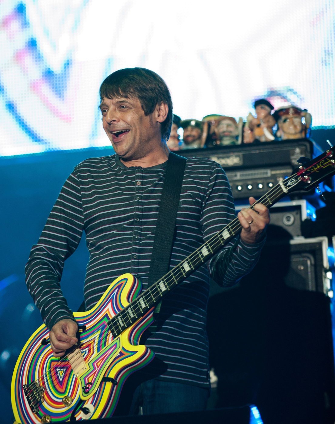 Gary Mounfield, former Stone Roses bassist, has died at 63 | iNFOnews.ca