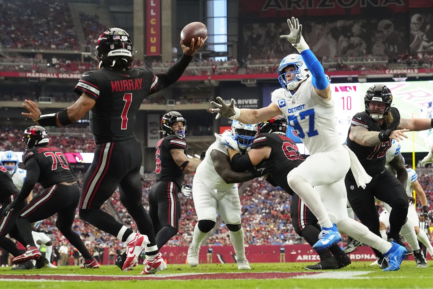 Jared Goff throws 2 TD passes and Lions' defense slows Kyler Murray in 20-13 win over Cardinals | iNFOnews.ca Jared Goff throws 2 TD passes and Lions' defense slows Kyler Murray in 20-13 win over Cardinals | iNFOnews.ca