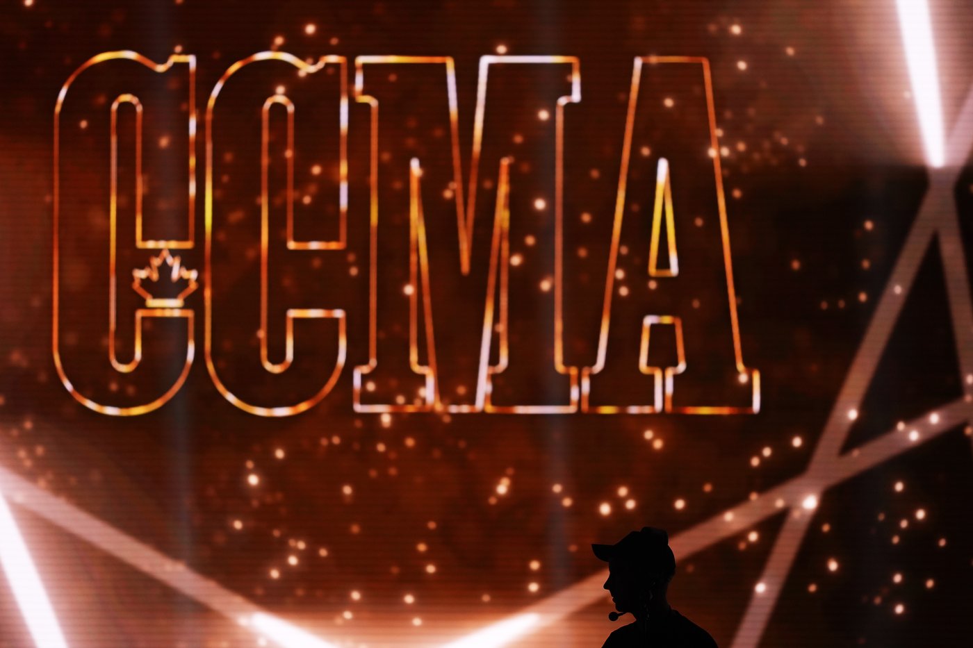 Josh Ross, Cameron Whitcomb win big at 2025 Canadian Country Music Awards | iNFOnews.ca Josh Ross, Cameron Whitcomb win big at 2025 Canadian Country Music Awards | iNFOnews.ca