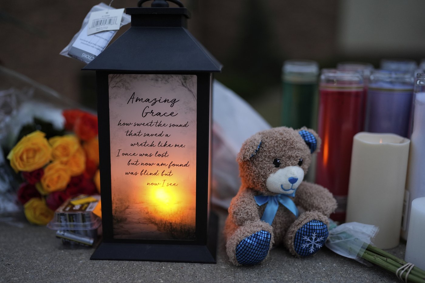 Wisconsin school shooter had 2 guns and got messages from man accused of plotting his own attack | iNFOnews.ca