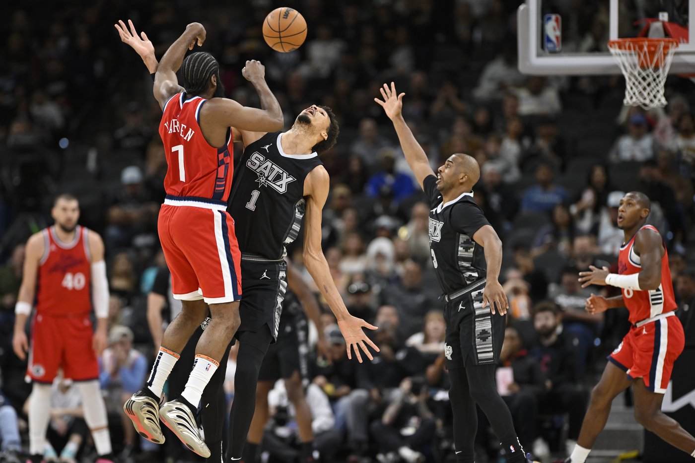 Spurs rout Clippers 122-86 behind 27 points from Wembanyama | iNFOnews.ca