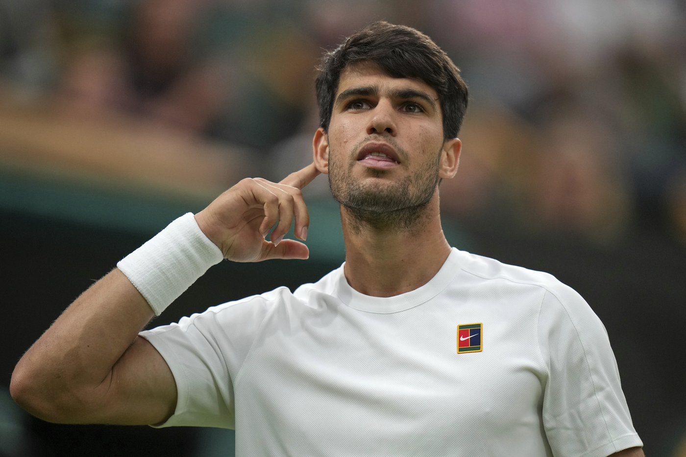 Carlos Alcaraz's Wimbledon win streak reaches 18. Sabalenka gets to another Slam quarterfinal | iNFOnews.ca