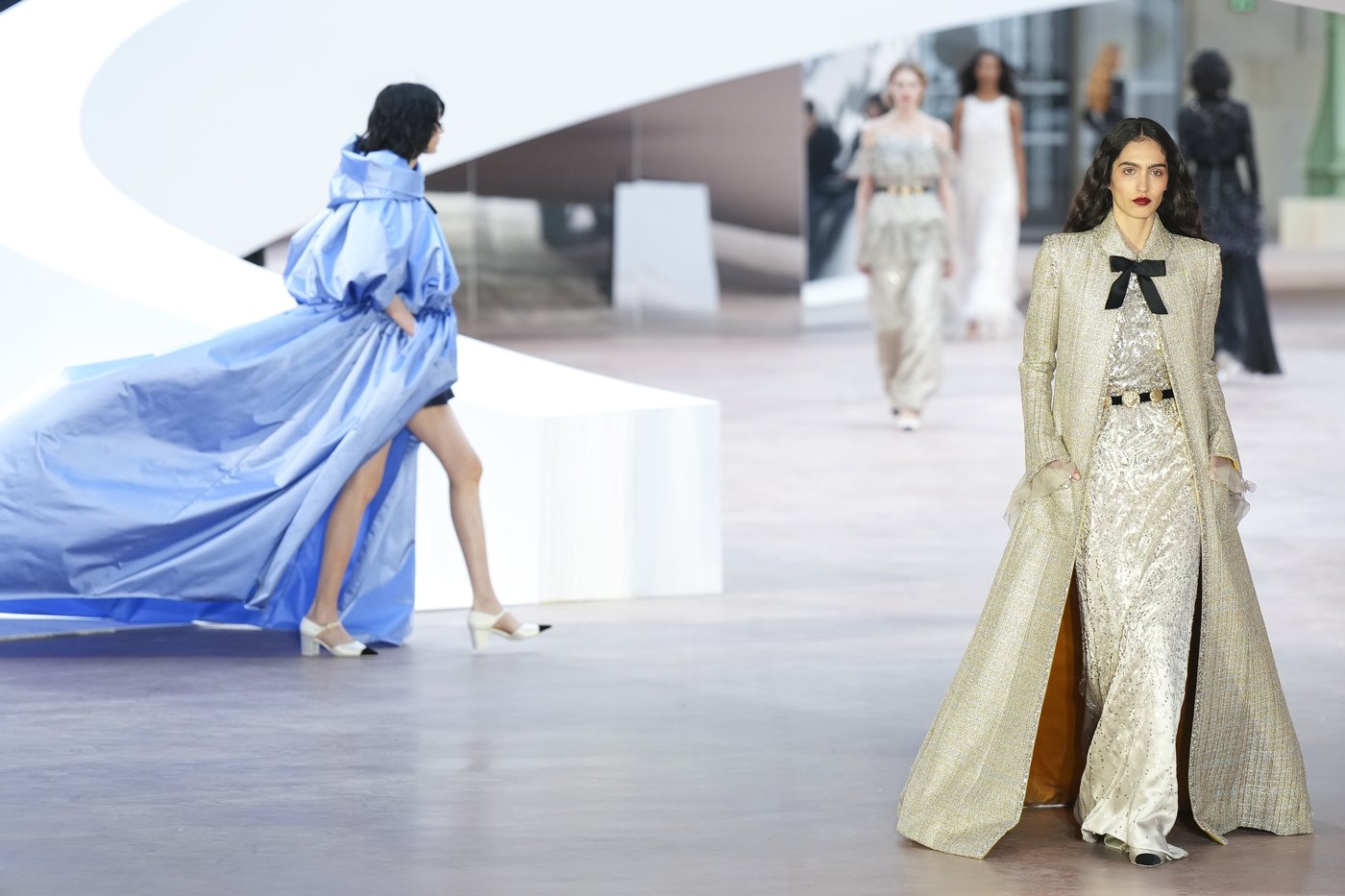 Chanel stuns with color, and Kylie Jenner, in Paris couture show | iNFOnews.ca