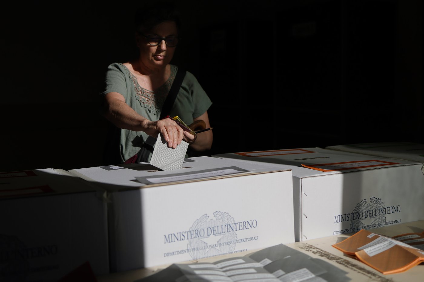Italy's referendum on citizenship and job protections fails on low turnout | iNFOnews.ca