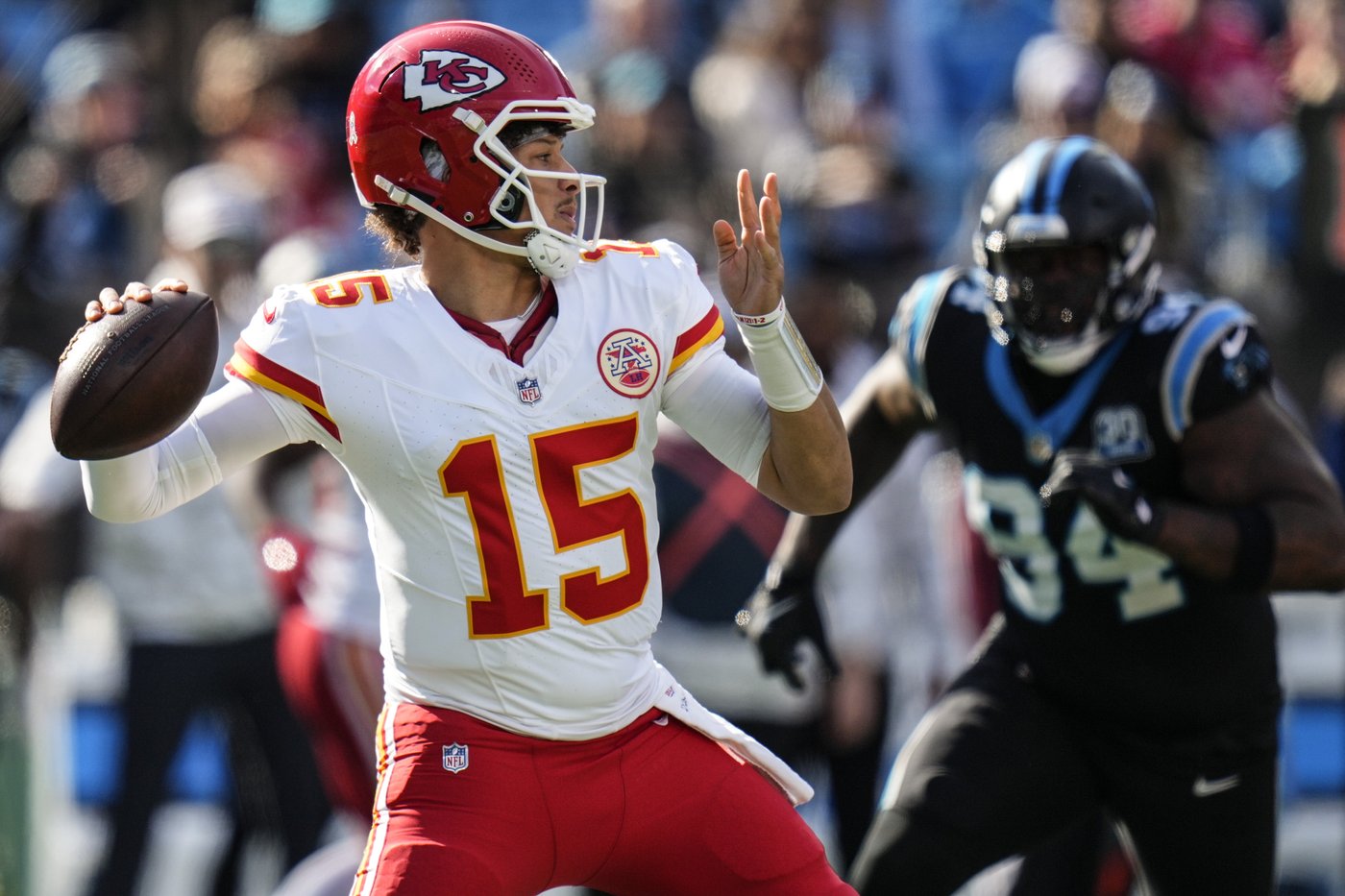 Patrick Mahomes and Chiefs win at the buzzer again, topping Panthers 30-27 on Shrader's field goal | iNFOnews.ca Patrick Mahomes and Chiefs win at the buzzer again, topping Panthers 30-27 on Shrader's field goal | iNFOnews.ca