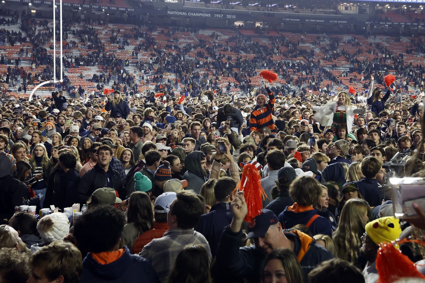 Auburn wins 43-41, four-OT thriller over playoff hopeful No. 15 Texas A&M | iNFOnews.ca