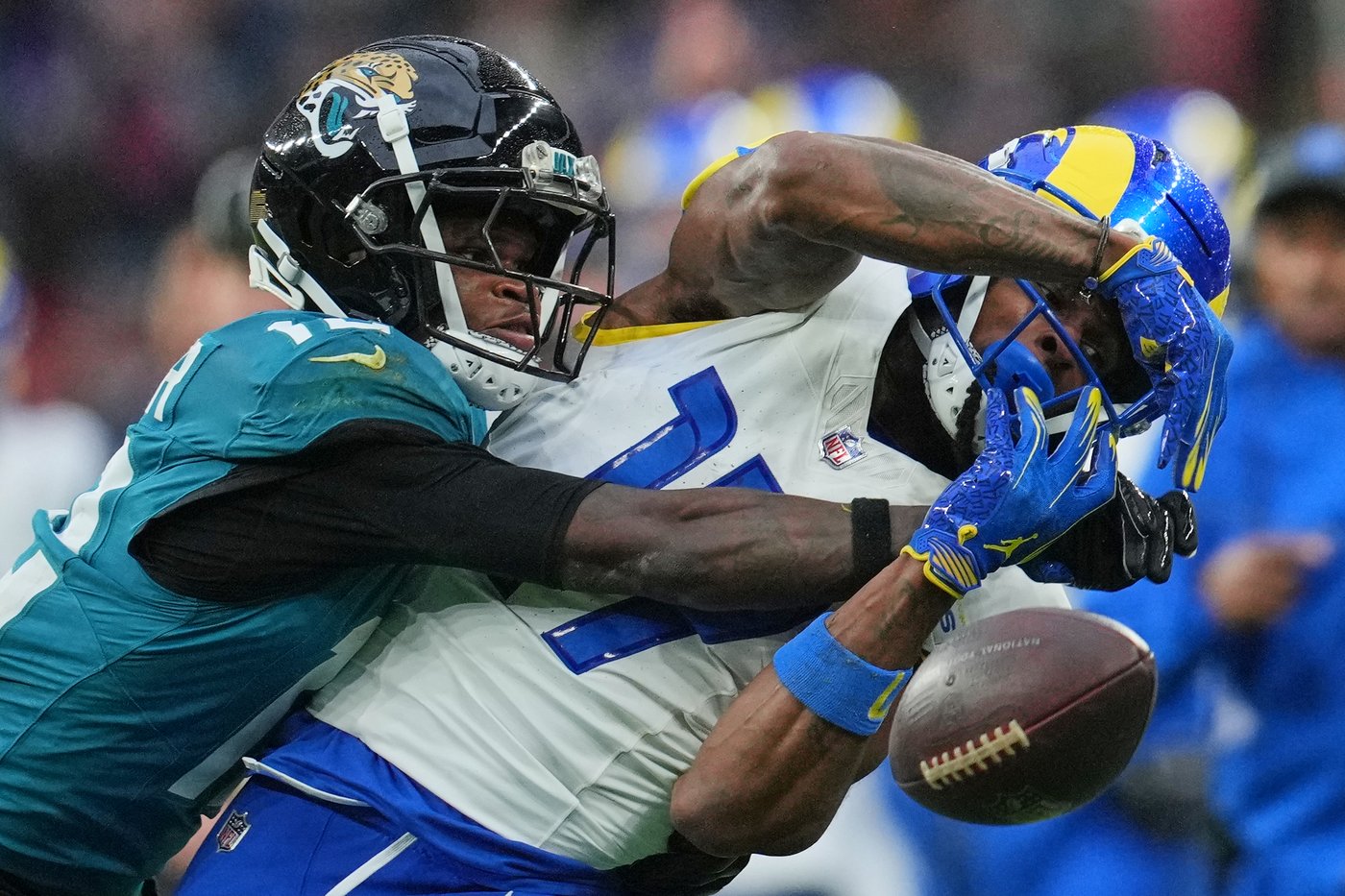It's 'very premature' to discuss whether Travis Hunter will play both ways in 2026, Jags coach says | iNFOnews.ca It's 'very premature' to discuss whether Travis Hunter will play both ways in 2026, Jags coach says | iNFOnews.ca