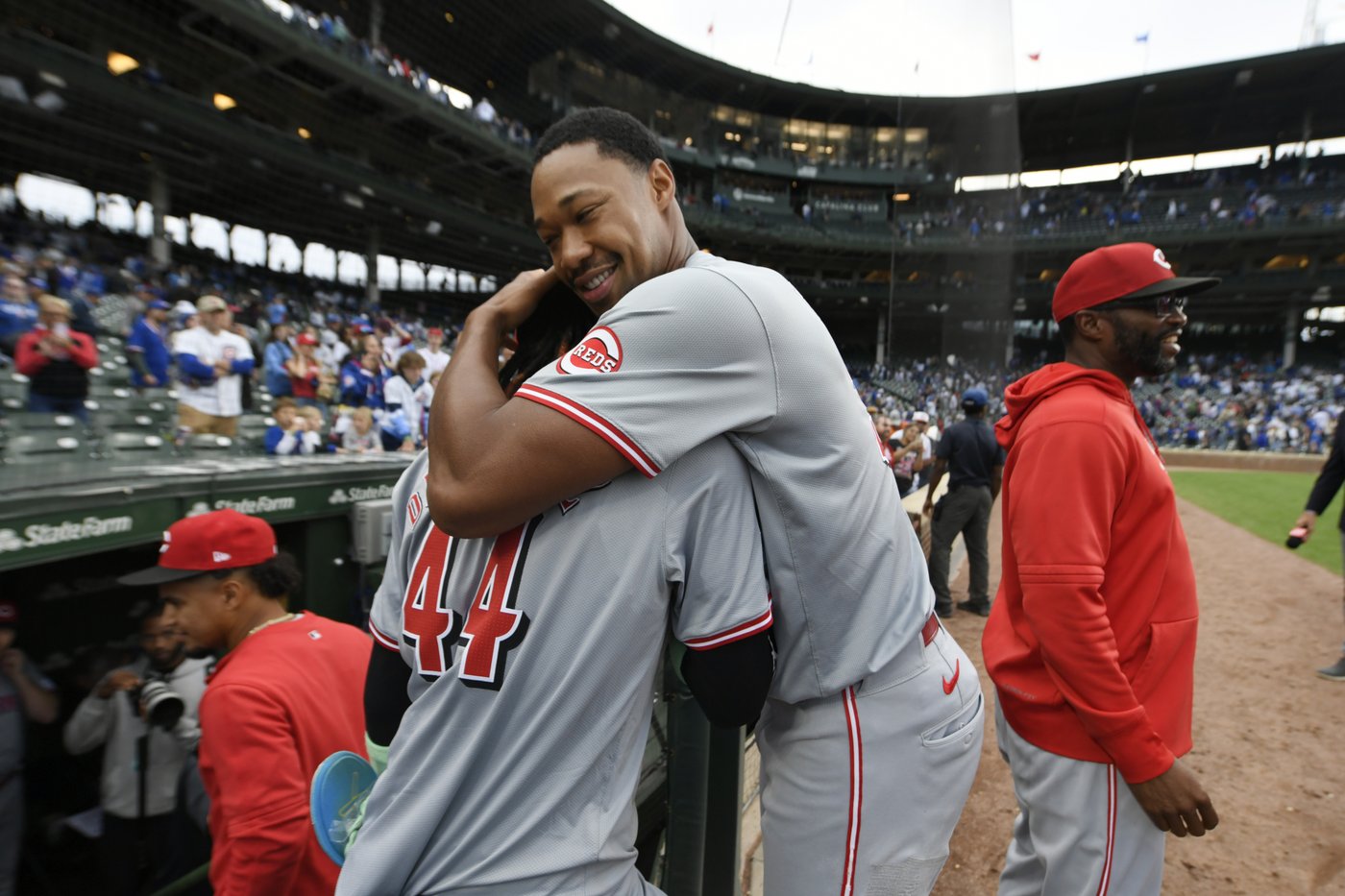 Elly De La Cruz hits 2-run triple in 10th to lead Reds to 3-0 win over Cubs | iNFOnews.ca Elly De La Cruz hits 2-run triple in 10th to lead Reds to 3-0 win over Cubs | iNFOnews.ca