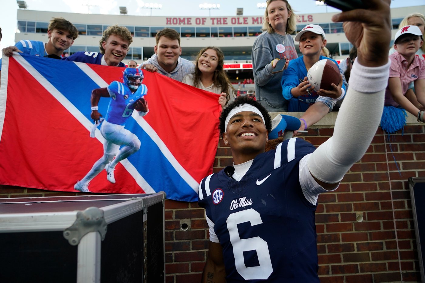 No. 6 Ole Miss aims to avoid a repeat of costly loss to Florida a season ago | iNFOnews.ca