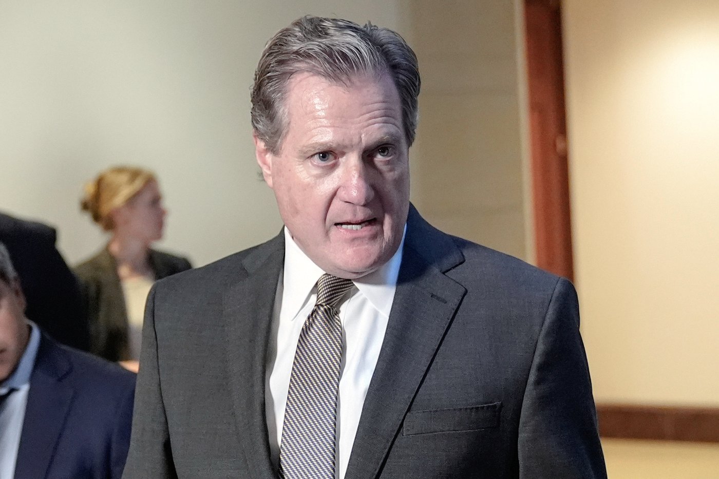 Senior Republican says Ukraine can beat back Russia and urges action on sanctions bill | iNFOnews.ca