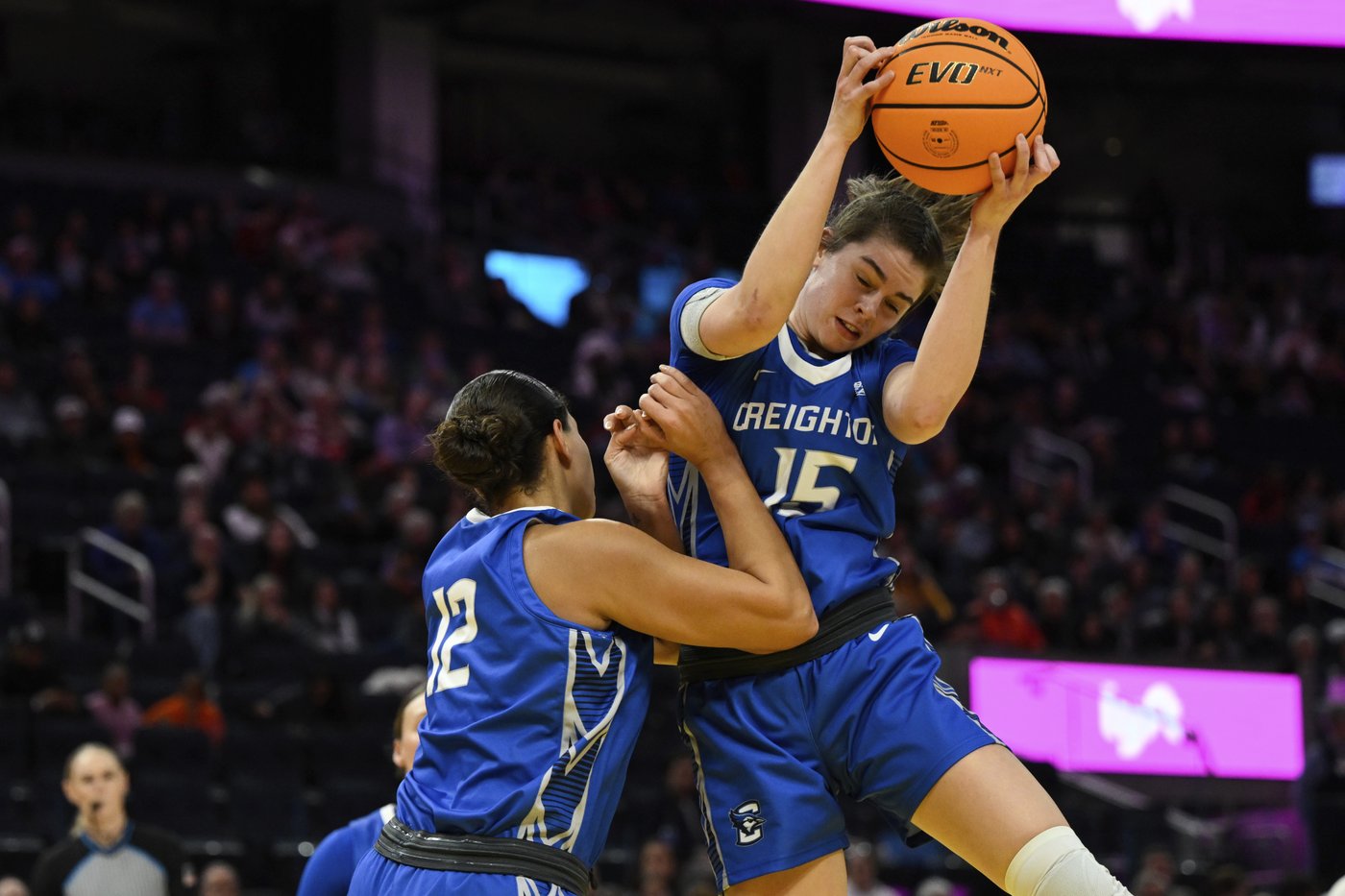 Kiki Rice scores 20 points as No. 1 UCLA beats Creighton 70-41 to stay unbeaten | iNFOnews.ca Kiki Rice scores 20 points as No. 1 UCLA beats Creighton 70-41 to stay unbeaten | iNFOnews.ca