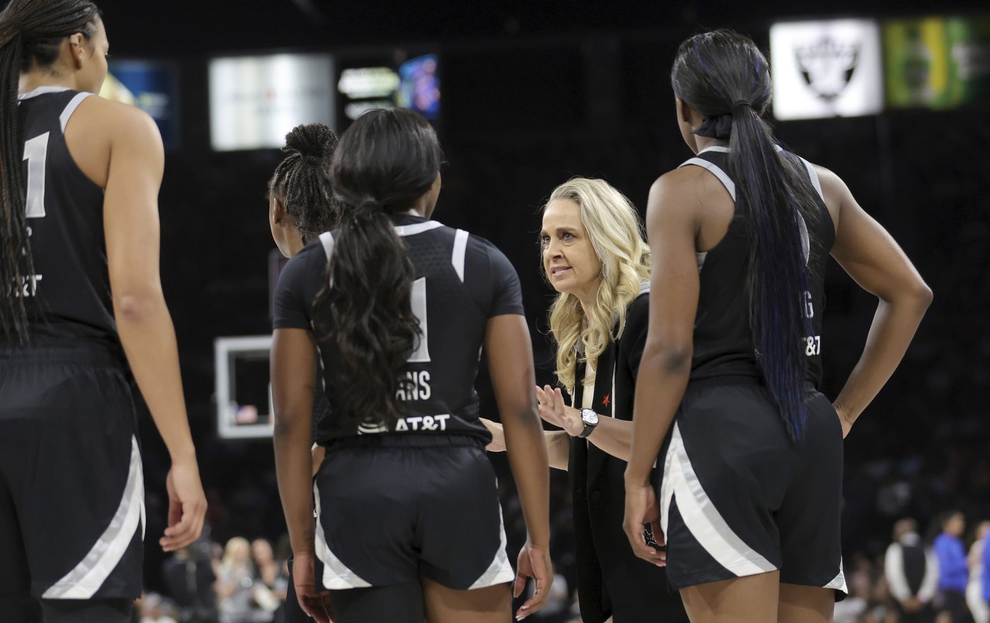 Jackie Young, Jewell Loyd rally Aces to 88-84 win over Wings with 17-2 closing run. | iNFOnews.ca Jackie Young, Jewell Loyd rally Aces to 88-84 win over Wings with 17-2 closing run. | iNFOnews.ca