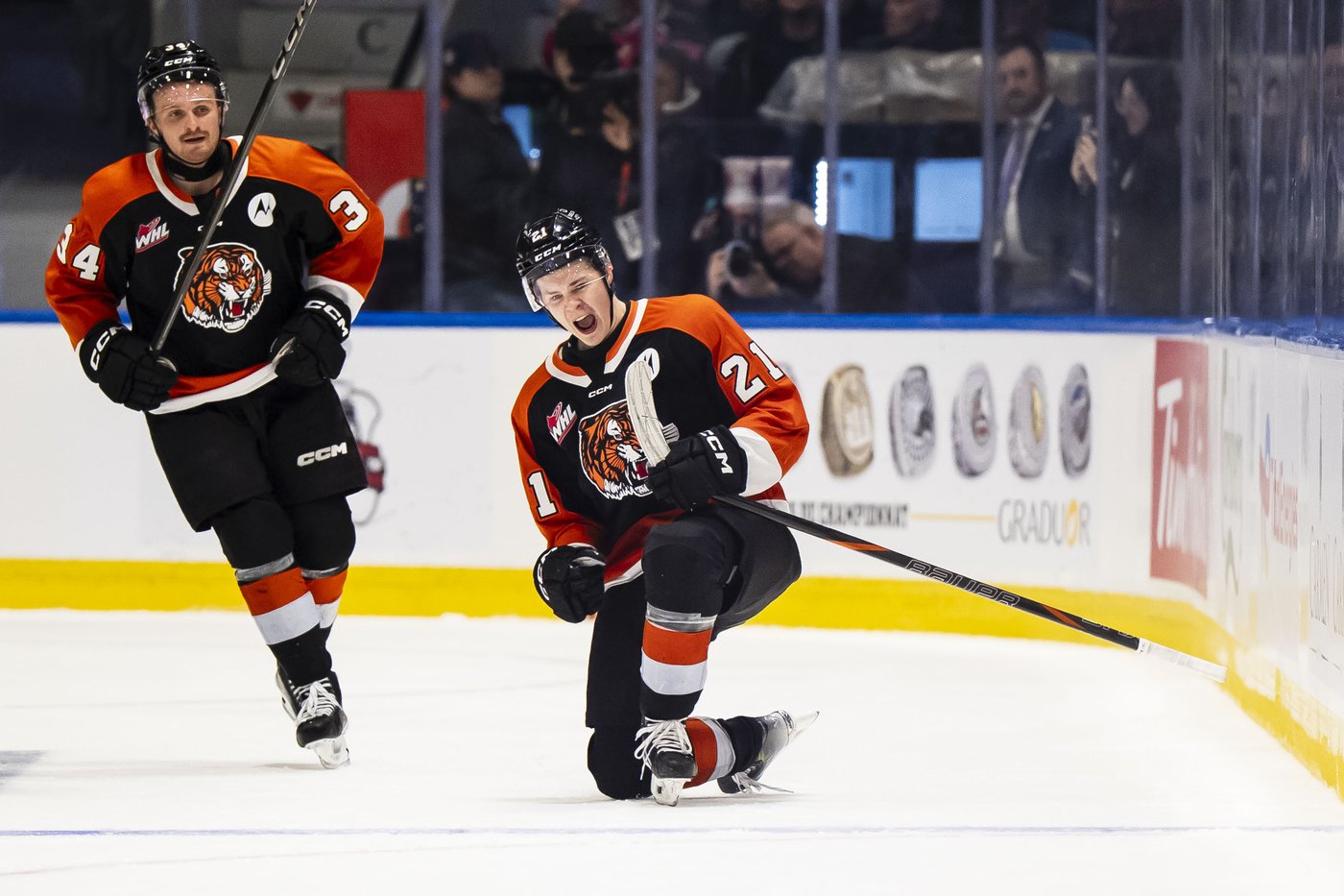 Ritchie scores twice as unbeaten Tigers edge winless Wildcats 3-1 at Memorial Cup | iNFOnews.ca Ritchie scores twice as unbeaten Tigers edge winless Wildcats 3-1 at Memorial Cup | iNFOnews.ca