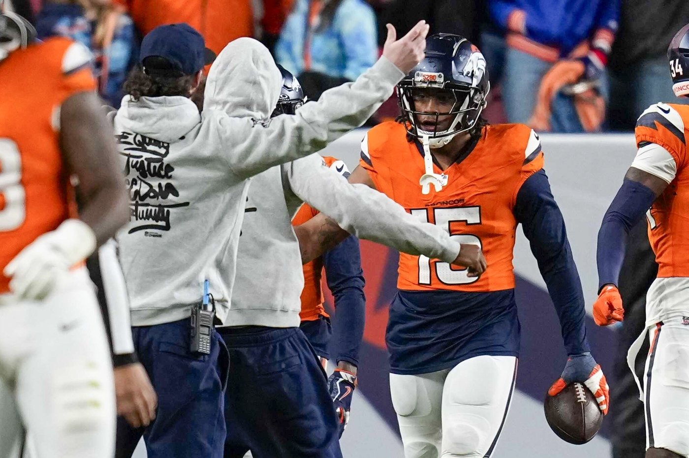 Chiefs backup Carson Wentz will face a pass rush the likes of which the Broncos have never had | iNFOnews.ca