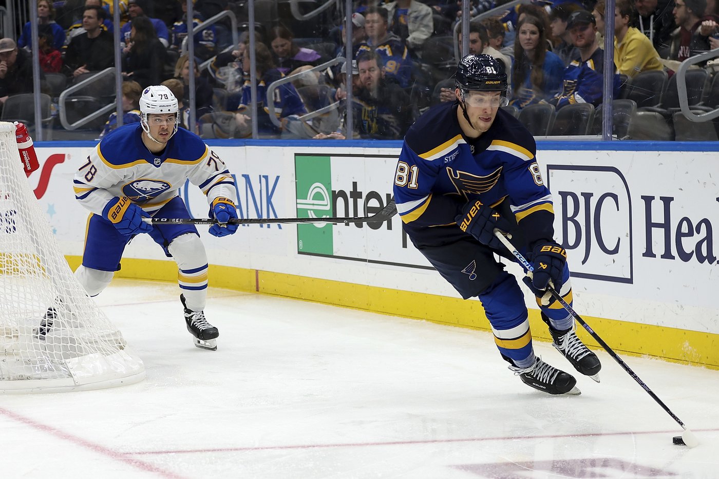Sabres get power-play goals from Zucker and Thompson in 4-2 win over the Blues | iNFOnews.ca