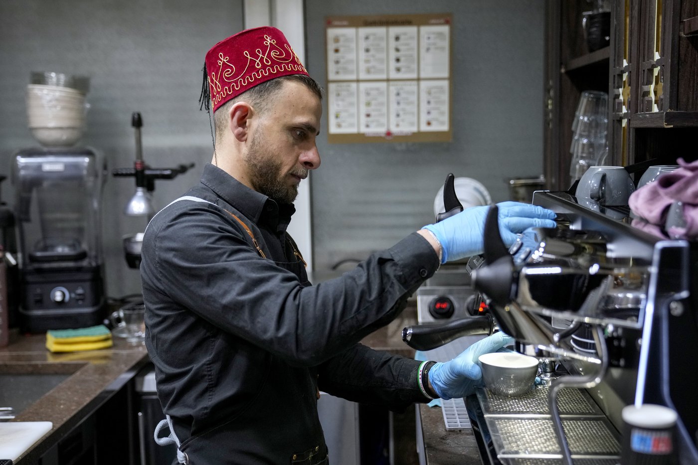 Syrians in Germany worried by some politicians' eagerness for them to go home after Assad's fall | iNFOnews.ca