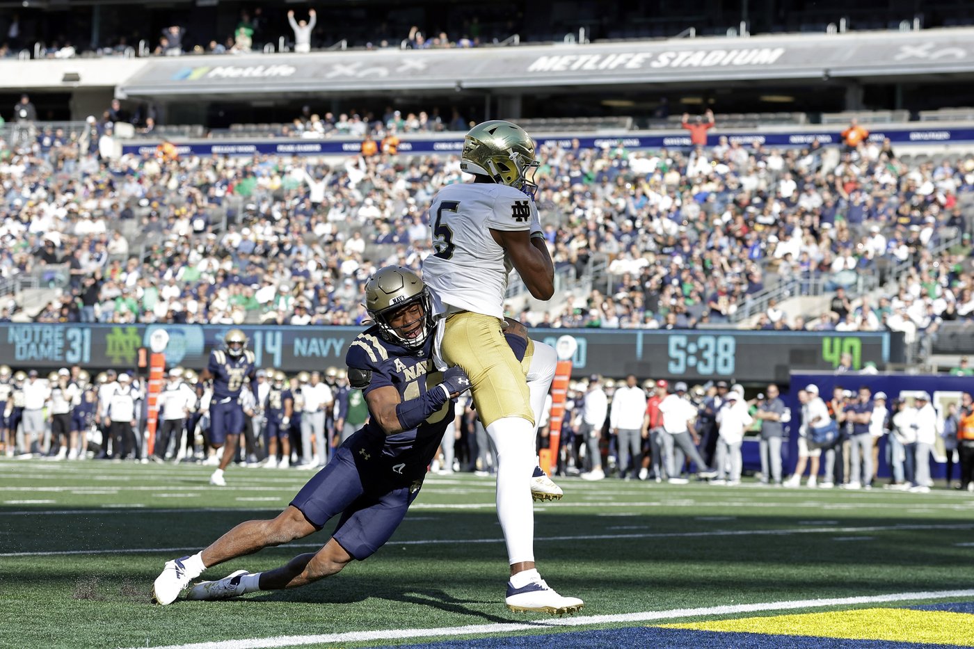 No. 10 Notre Dame not taking reeling Florida State lightly as it chases a playoff spot | iNFOnews.ca