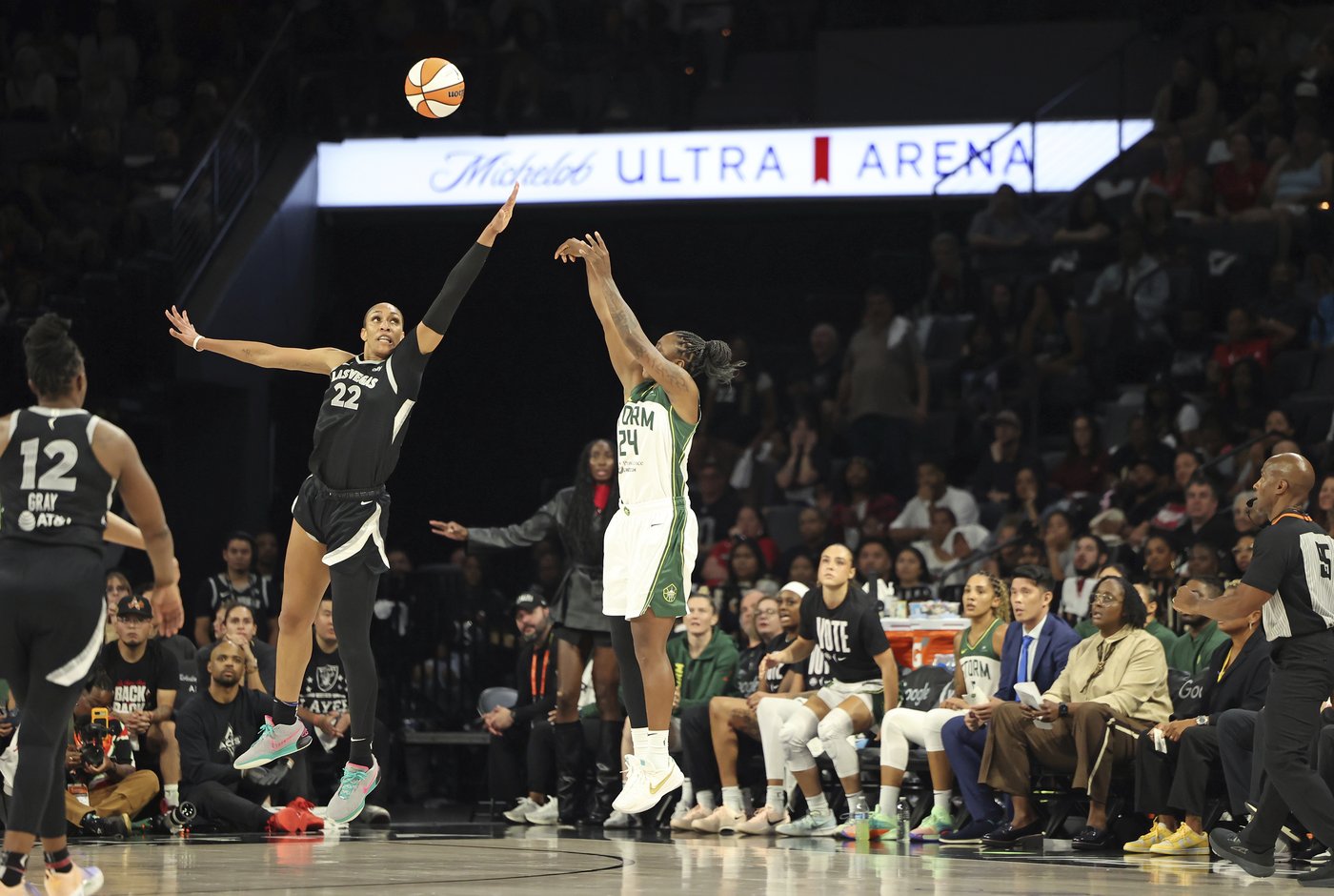 Aces wear jerseys to support A'ja Wilson who finished 2nd for Defensive Player of the Year | iNFOnews.ca Aces wear jerseys to support A'ja Wilson who finished 2nd for Defensive Player of the Year | iNFOnews.ca