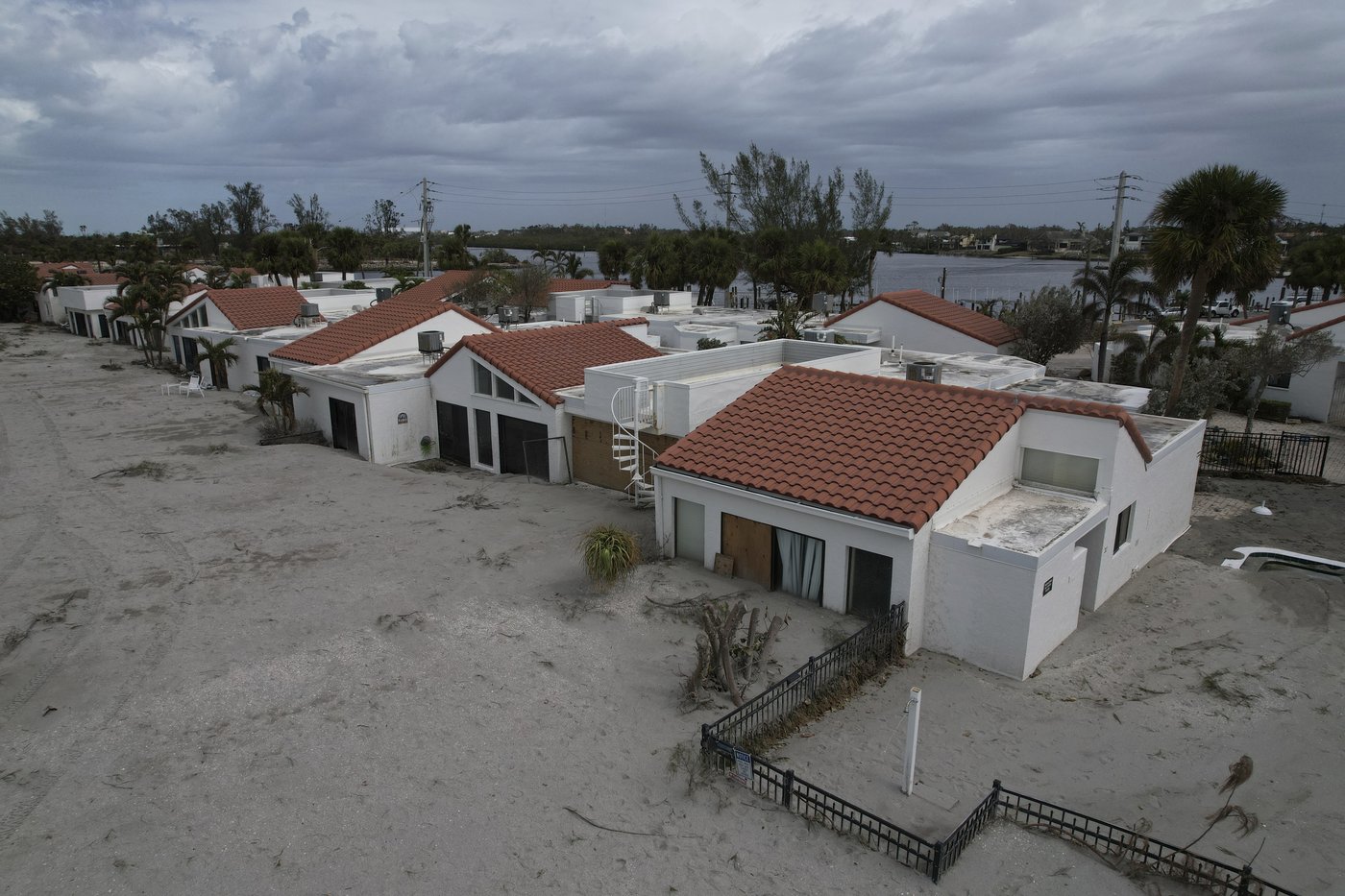 What to know as Florida residents begin cleaning up after Hurricane Milton | iNFOnews.ca What to know as Florida residents begin cleaning up after Hurricane Milton | iNFOnews.ca