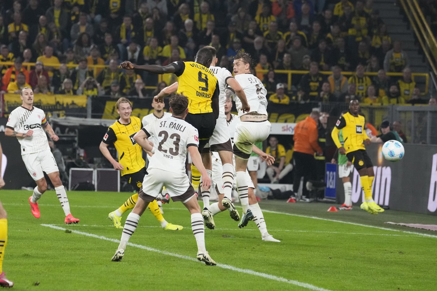 Guirassy's late goal earns Dortmund a Bundesliga win before Real Madrid test in Champions League | iNFOnews.ca Guirassy's late goal earns Dortmund a Bundesliga win before Real Madrid test in Champions League | iNFOnews.ca