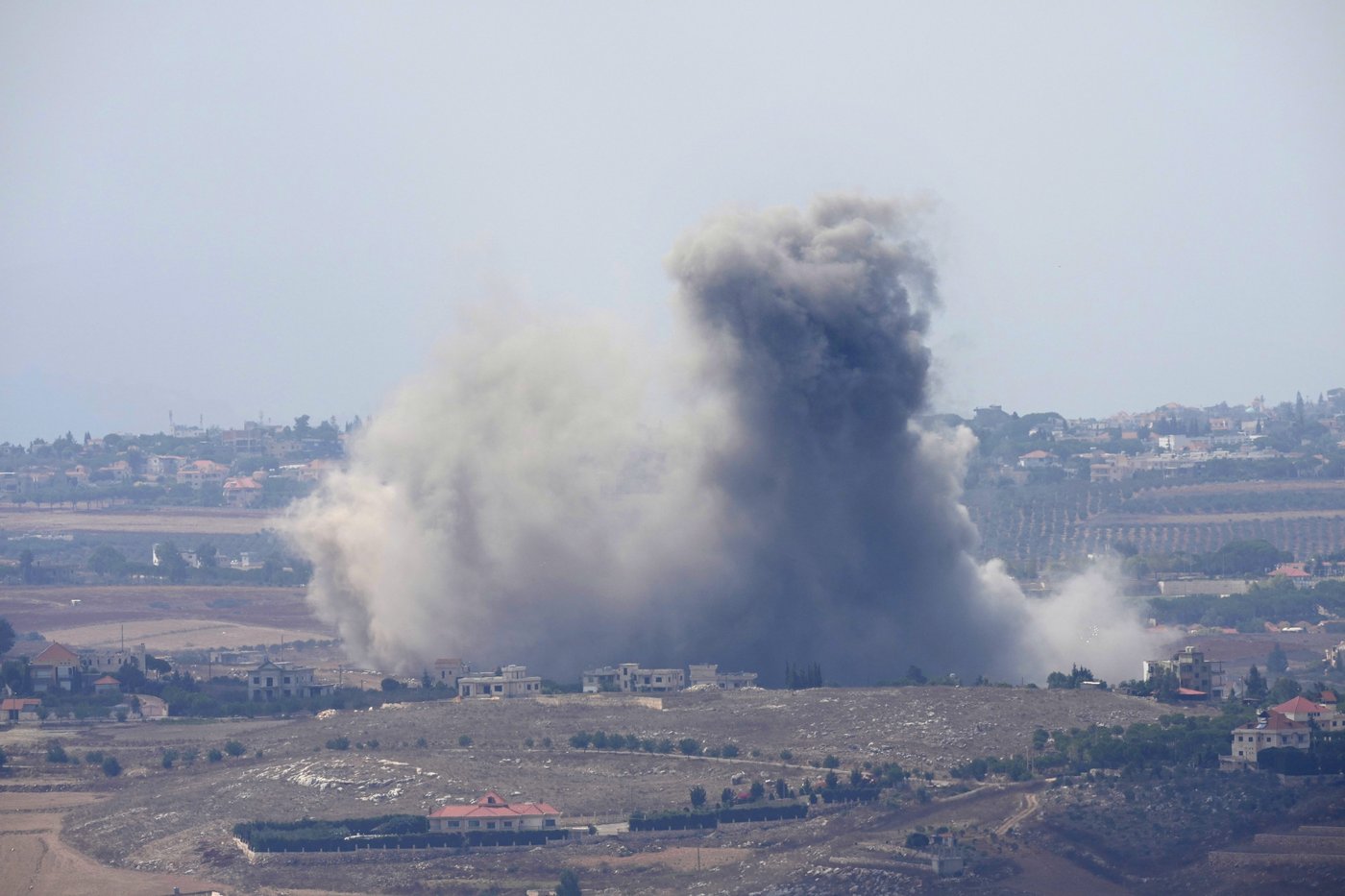 Israel-Hamas war latest: Israel launches intense airstrikes in Lebanon, killing over 492 people | iNFOnews.ca Israel-Hamas war latest: Israel launches intense airstrikes in Lebanon, killing over 492 people | iNFOnews.ca