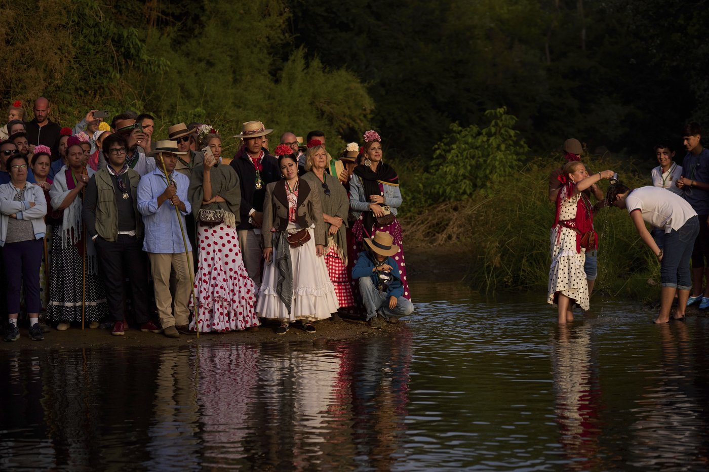 Sweat, tears, devotion: Pilgrims cross the wilderness to honor the Rocío Virgin in Spain | iNFOnews.ca Sweat, tears, devotion: Pilgrims cross the wilderness to honor the Rocío Virgin in Spain | iNFOnews.ca