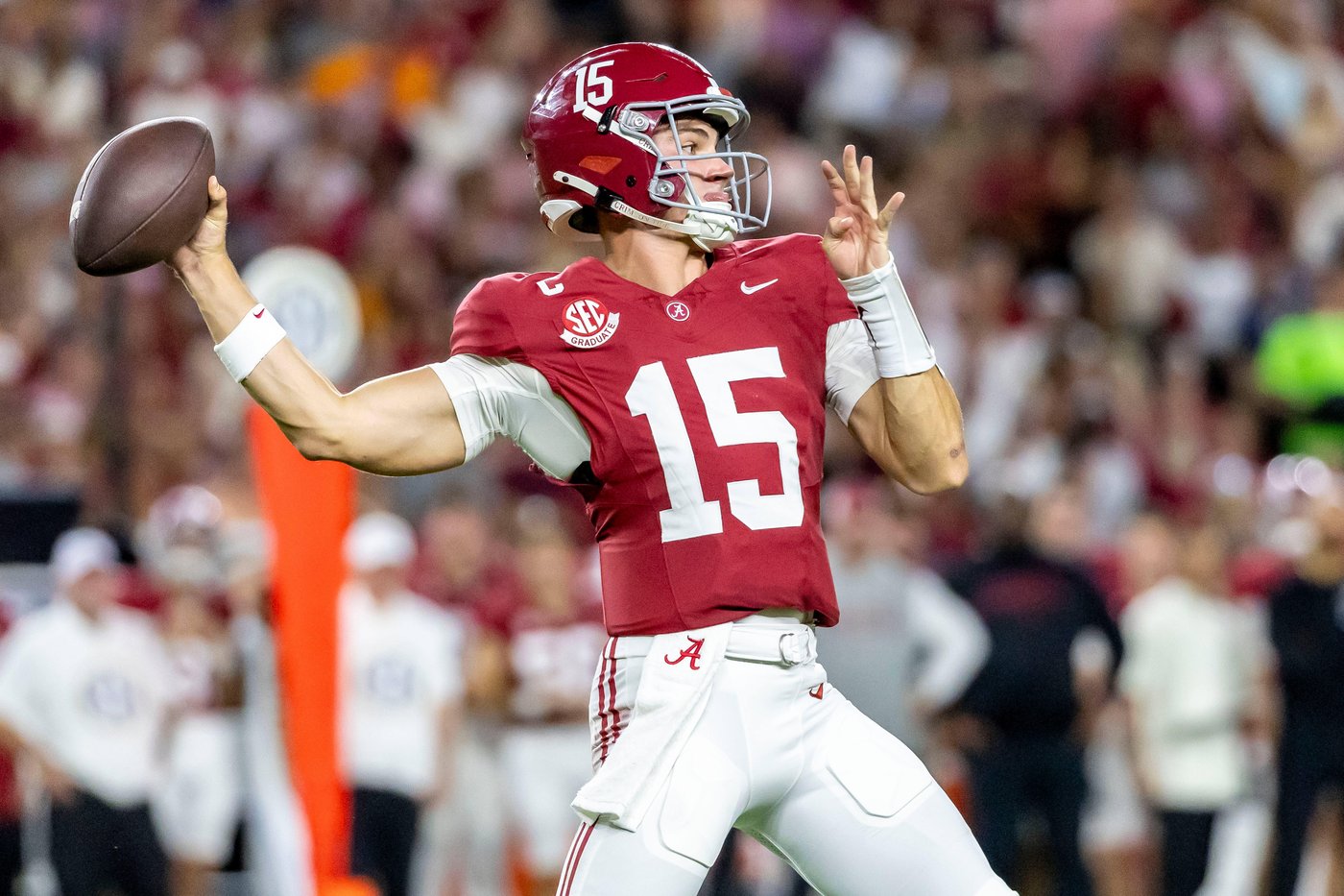 No. 4 Alabama is looking to avoid a potential trap game on the road at South Carolina | iNFOnews.ca