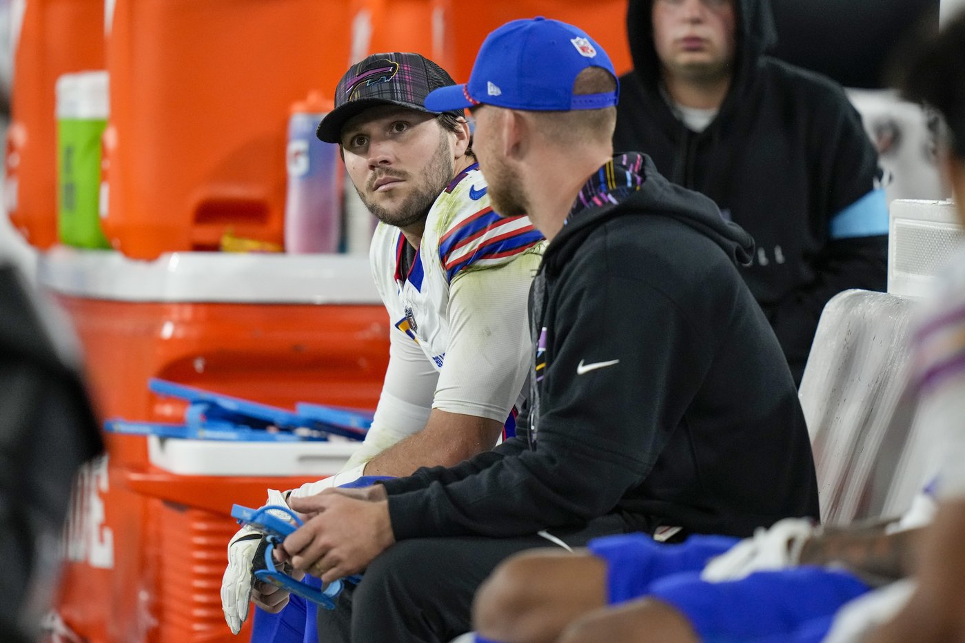 Henry runs for 199 yards and Jackson has 3 TDs as Ravens rout previously unbeaten Bills 35-10 | iNFOnews.ca Henry runs for 199 yards and Jackson has 3 TDs as Ravens rout previously unbeaten Bills 35-10 | iNFOnews.ca