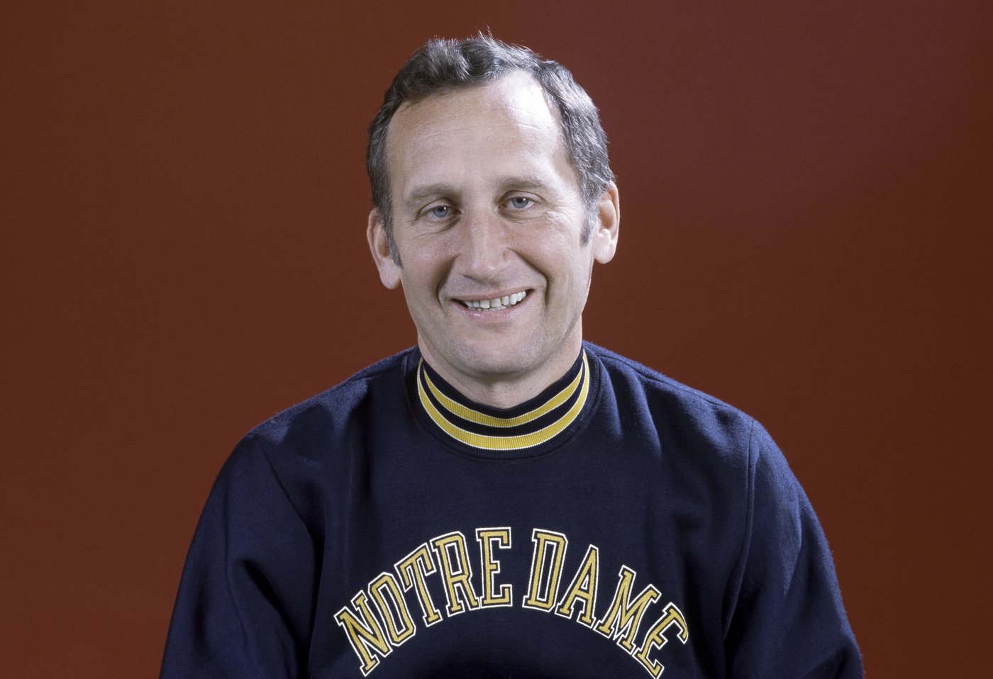 Gerry Faust, the former head football coach at Notre Dame, has died at 89 | iNFOnews.ca