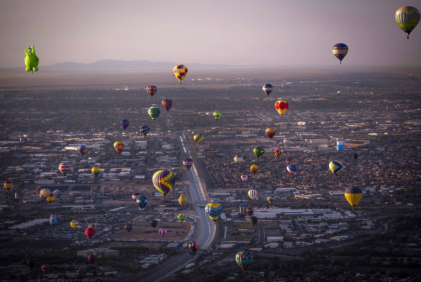 Not exactly smooth sailing at the 52nd Albuquerque balloon fiesta after 4 incidents | iNFOnews.ca Not exactly smooth sailing at the 52nd Albuquerque balloon fiesta after 4 incidents | iNFOnews.ca