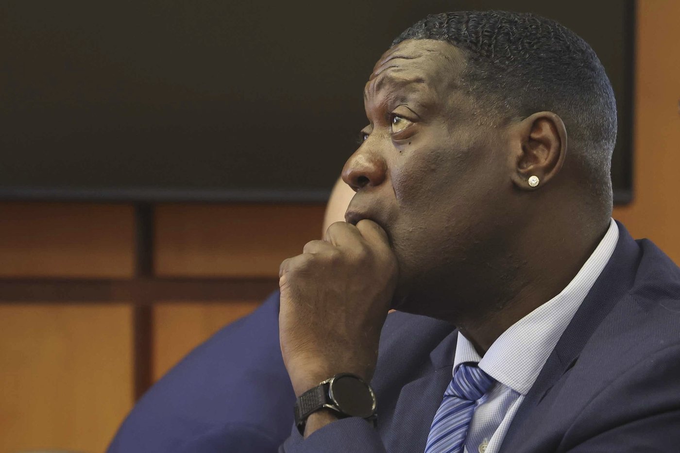 Former NBA star Shawn Kemp gets 30 days of home monitoring for Washington parking lot shooting | iNFOnews.ca