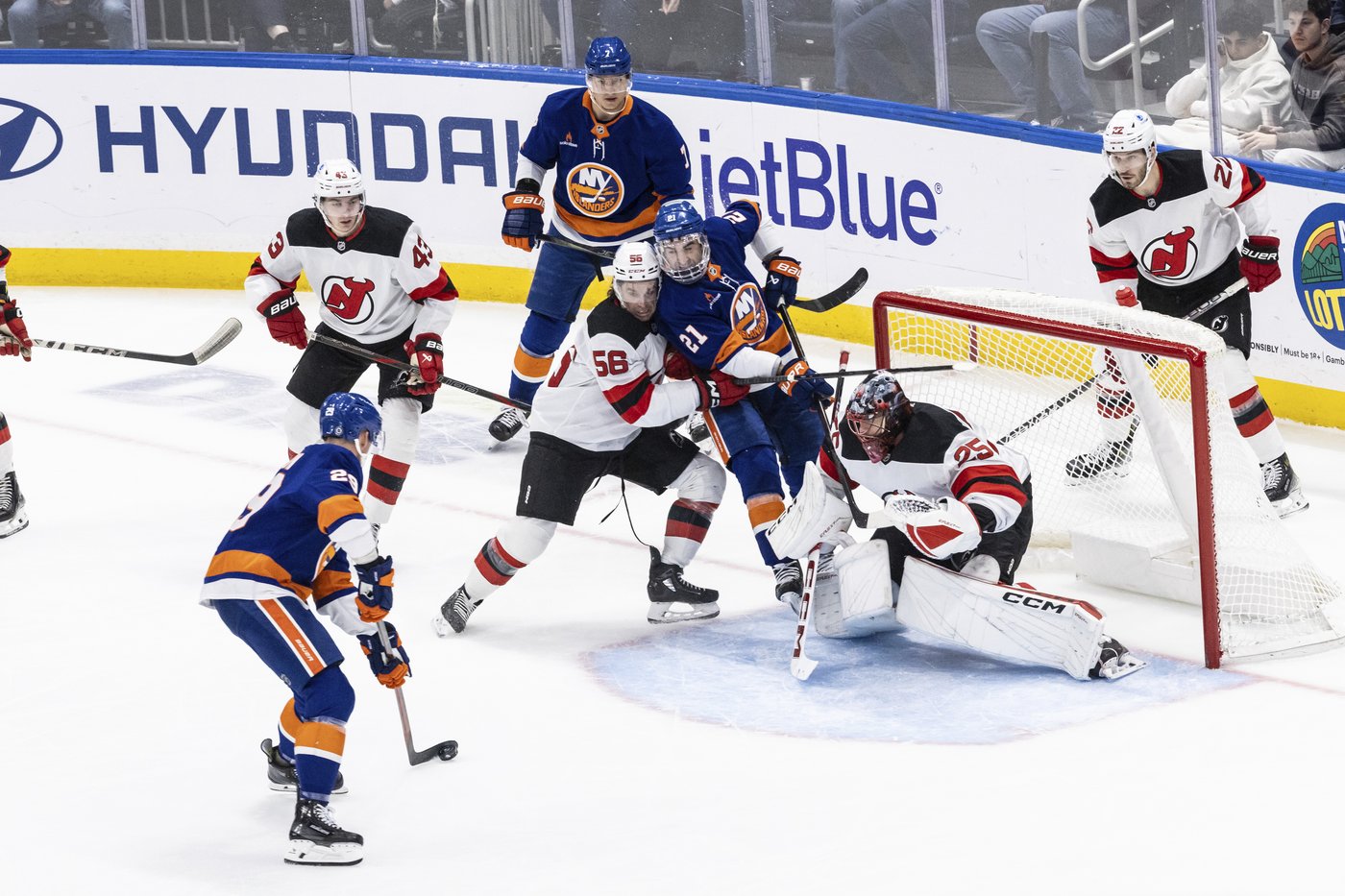 Jack Hughes scores second goal of night in OT as Devils rally to beat Islanders 4-3 | iNFOnews.ca Jack Hughes scores second goal of night in OT as Devils rally to beat Islanders 4-3 | iNFOnews.ca