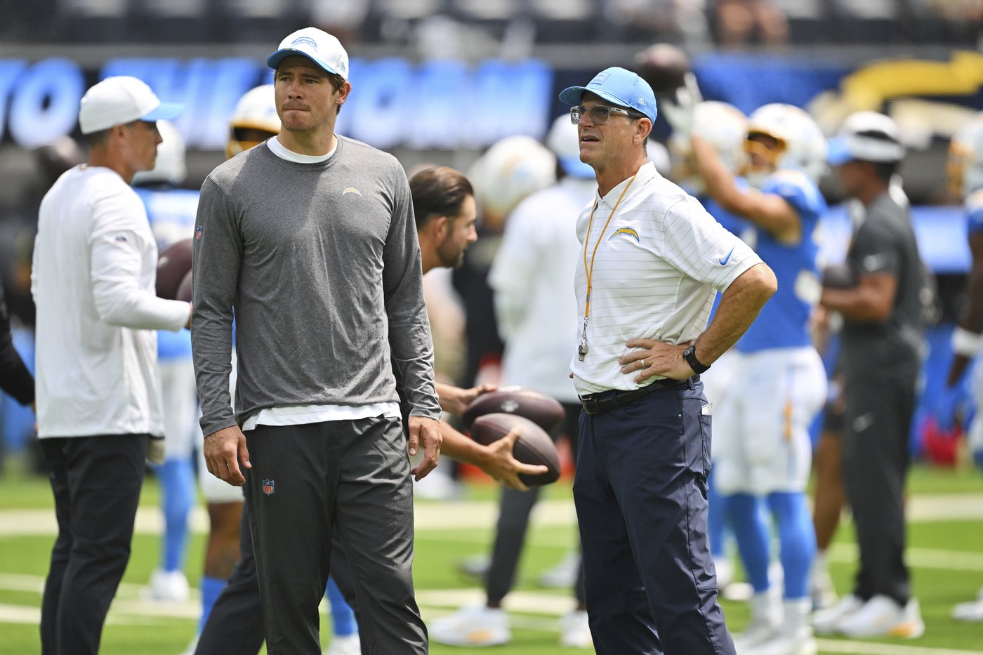 Justin Herbert to play in his first-ever preseason game as the Chargers face the Rams | iNFOnews.ca