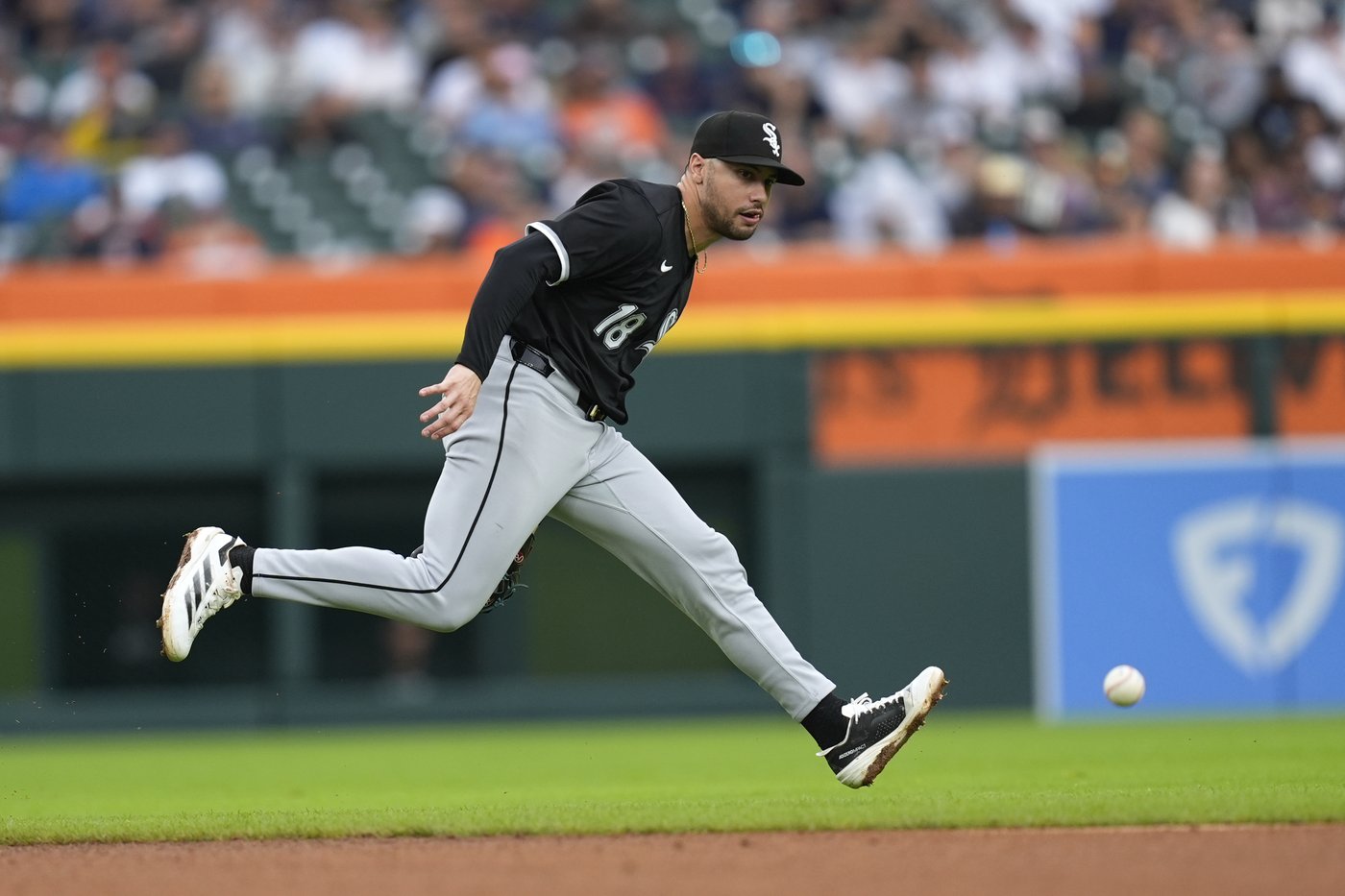 White Sox wrap up record-breaking losing season with 9-5 win over playoff-bound Tigers | iNFOnews.ca