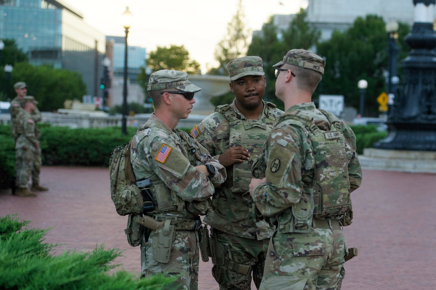 Some National Guard units in Washington are now carrying firearms in escalation of Trump deployment | iNFOnews.ca Some National Guard units in Washington are now carrying firearms in escalation of Trump deployment | iNFOnews.ca