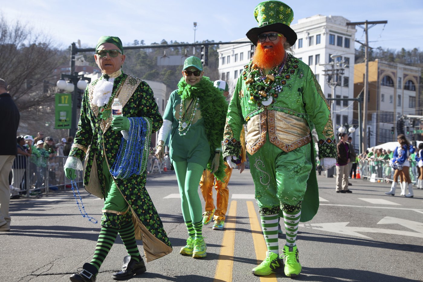 Thousands crowd Arkansas city for world's shortest St. Patrick's Day parade | iNFOnews.ca Thousands crowd Arkansas city for world's shortest St. Patrick's Day parade | iNFOnews.ca